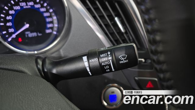 Hyundai Sonata 2012 — photo 28