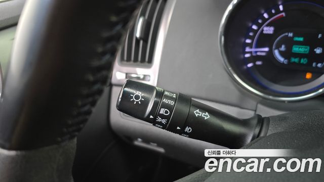 Hyundai Sonata 2012 — photo 33