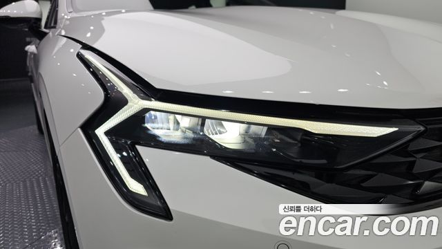 Kia K5 2024 — photo 8