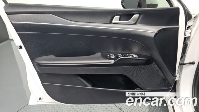 Kia K5 2024 — photo 14