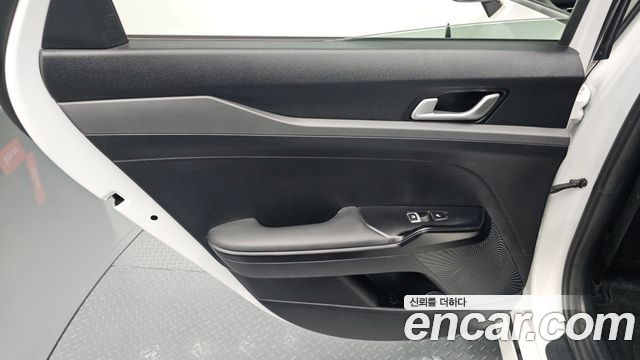 Kia K5 2024 — photo 15