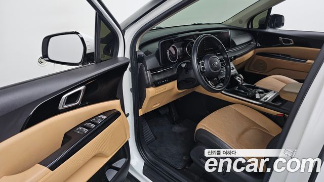 Kia Canival 2021 — photo 13