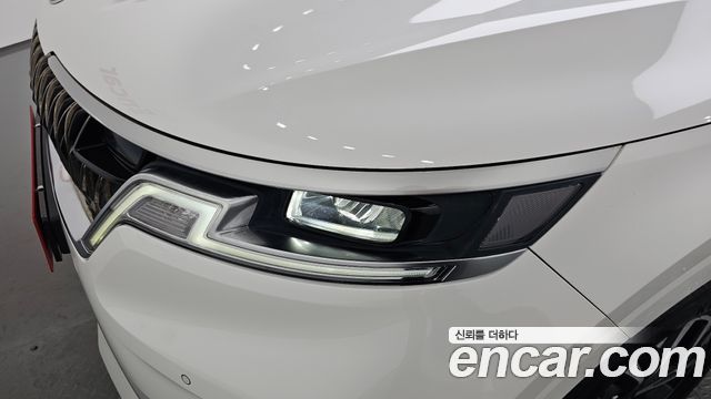Kia Canival 2021 — photo 8