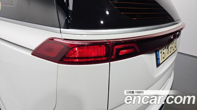 Kia Canival 2021 — photo 9