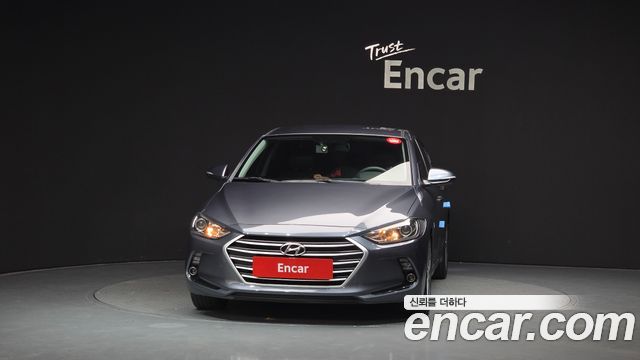 Hyundai AVANTE 2018 — photo 3