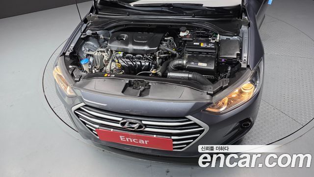 Hyundai AVANTE 2018 — photo 6
