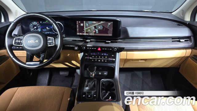 Kia Canival 2023 — photo 10