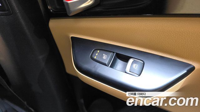 Kia Canival 2023 — photo 25