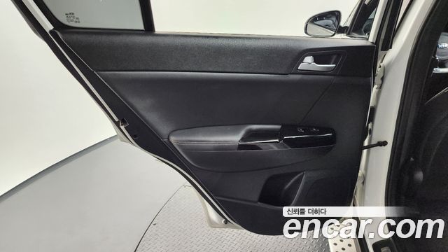 Kia Sportage 2019 — photo 15