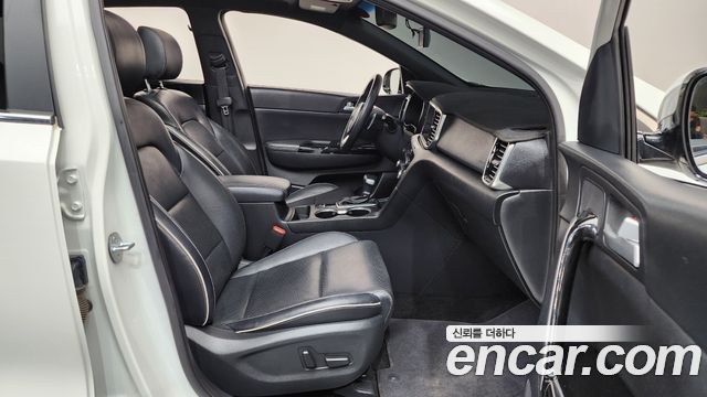 Kia Sportage 2019 — photo 16