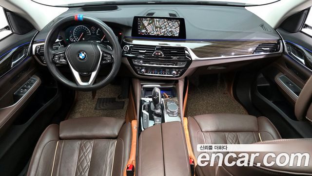 BMW Gran Turismo 2019 — photo 10