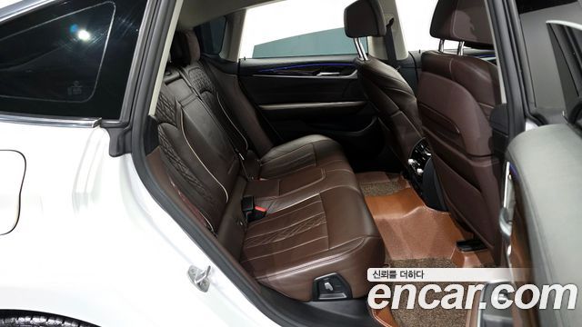 BMW Gran Turismo 2019 — photo 18