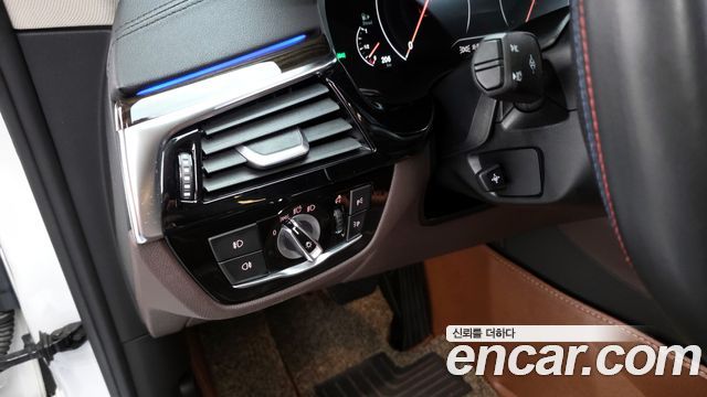 BMW Gran Turismo 2019 — photo 30