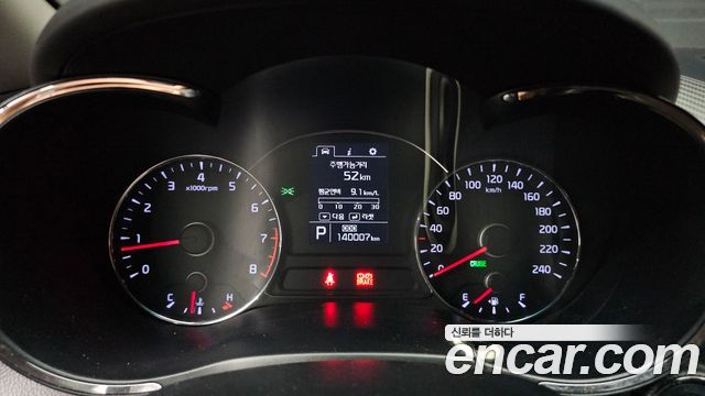 Kia K3 2013 — photo 11