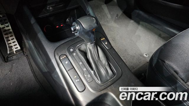 Kia K3 2013 — photo 12
