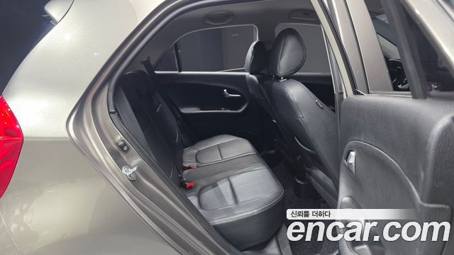 Kia morning 2013 — photo 11