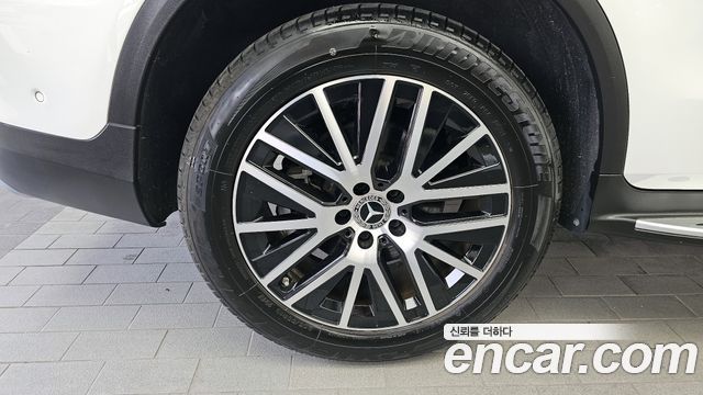 Mercedes-Benz GLC-Class 2022 — photo 5