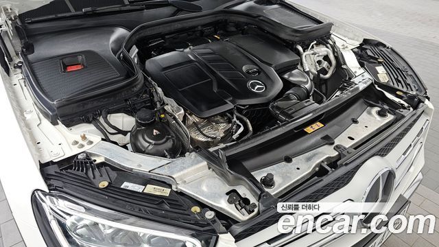 Mercedes-Benz GLC-Class 2022 — photo 6