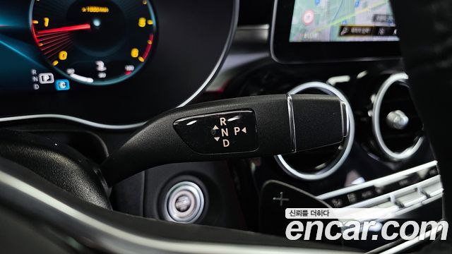 Mercedes-Benz GLC-Class 2022 — photo 12