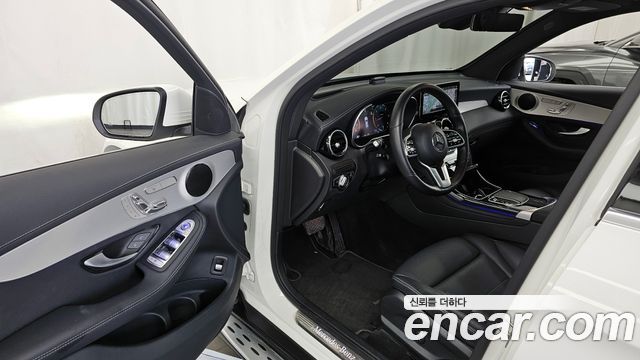 Mercedes-Benz GLC-Class 2022 — photo 13