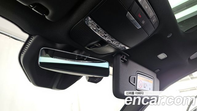 Mercedes-Benz GLC-Class 2022 — photo 29