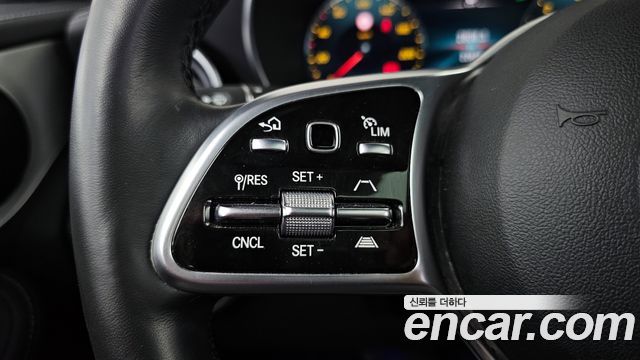 Mercedes-Benz GLC-Class 2022 — photo 30