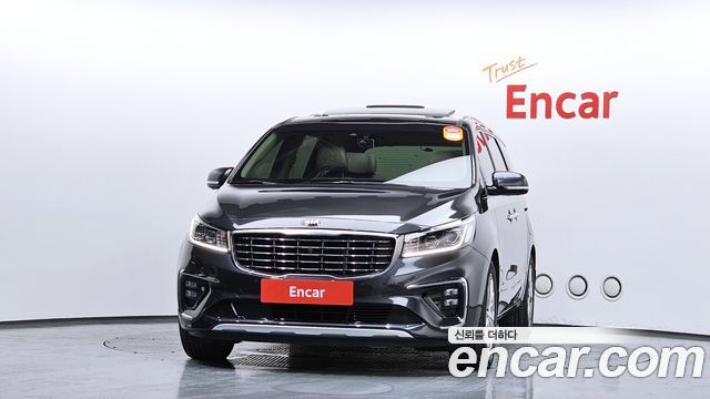 Kia Canival 2019 — photo 3