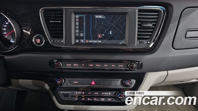 Kia Canival 2019 — photo 19