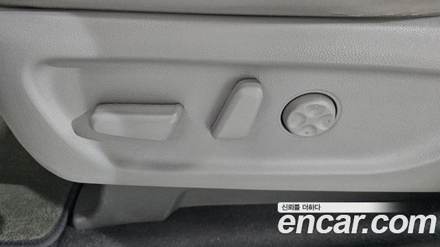 Kia Canival 2019 — photo 31