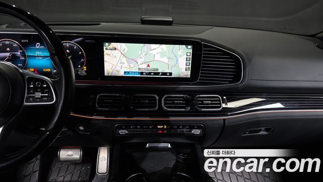 Mercedes-Benz GLS-Class 2023 — photo 14