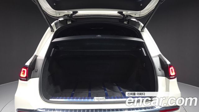 Mercedes-Benz GLS-Class 2023 — photo 20