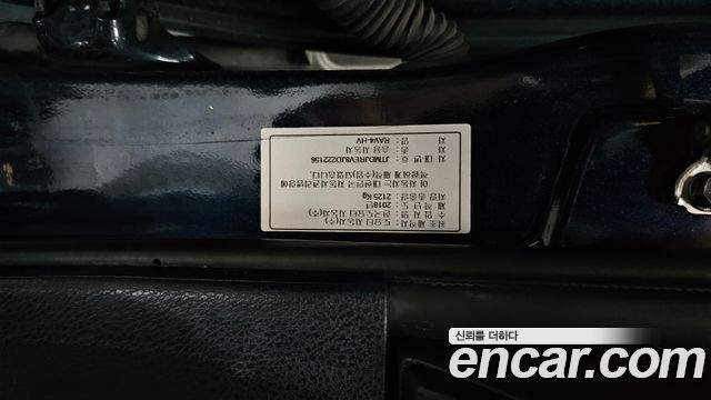 Toyota RAV4 2018 — photo 25