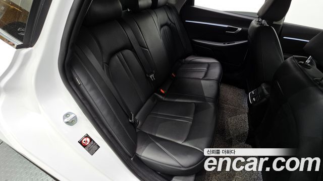 Hyundai Sonata 2020 — photo 17