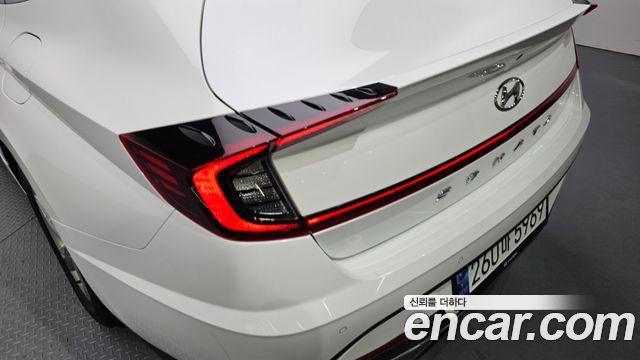 Hyundai Sonata 2020 — photo 9