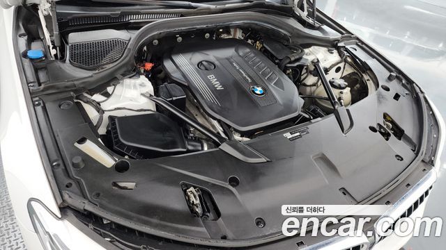 BMW Gran Turismo 2018 — photo 6