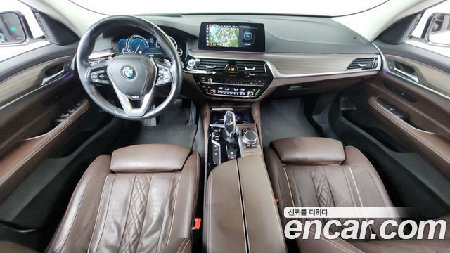 BMW Gran Turismo 2018 — photo 7