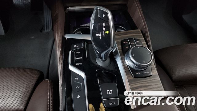 BMW Gran Turismo 2018 — photo 9