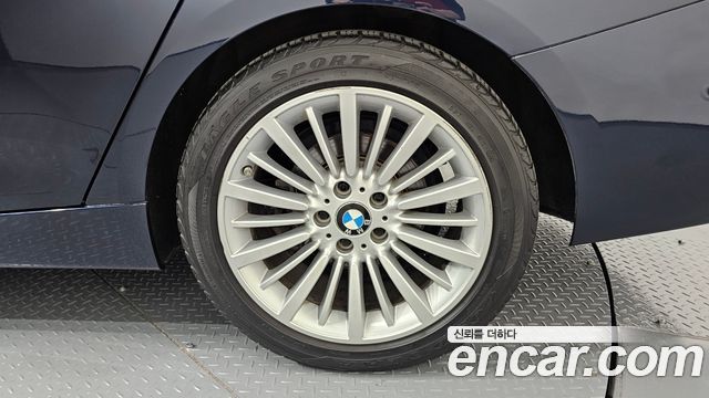 BMW Gran Turismo 2018 — photo 7