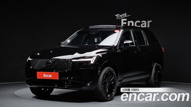Volvo XC90 2026 — photo 1