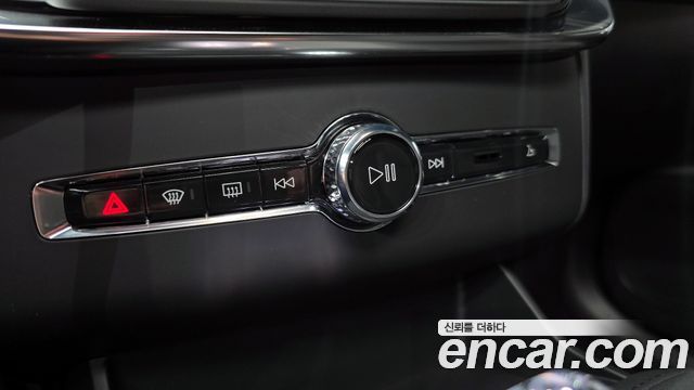 Volvo XC90 2026 — photo 17