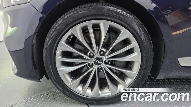 Kia K9 2023 — photo 5