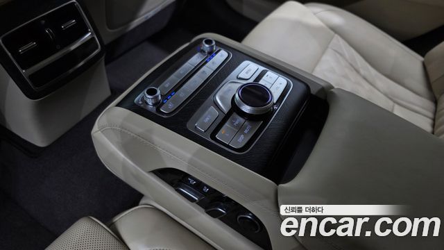 Kia K9 2023 — photo 20