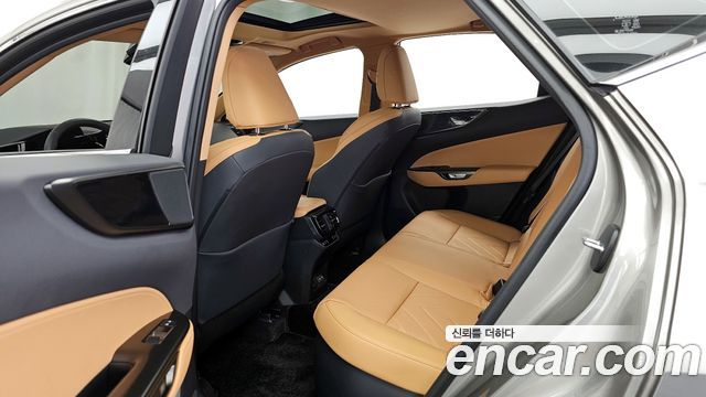 Lexus NX 2025 — photo 16