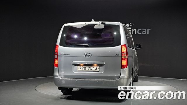 Hyundai Starex 2017 — photo 4