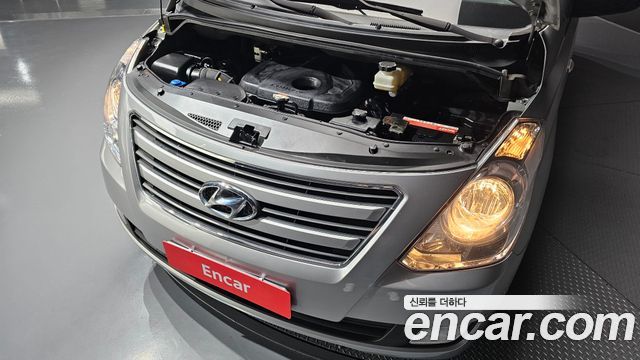 Hyundai Starex 2017 — photo 6