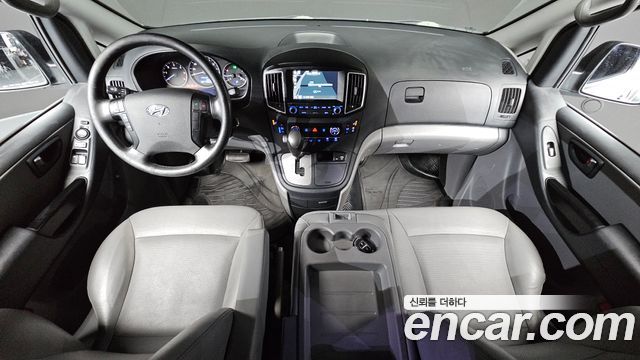 Hyundai Starex 2017 — photo 7