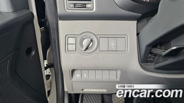 Hyundai Solati 2015 — photo 18