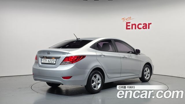 Hyundai Accent 2014 — photo 2