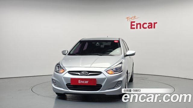 Hyundai Accent 2014 — photo 3