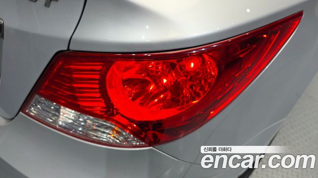 Hyundai Accent 2014 — photo 9